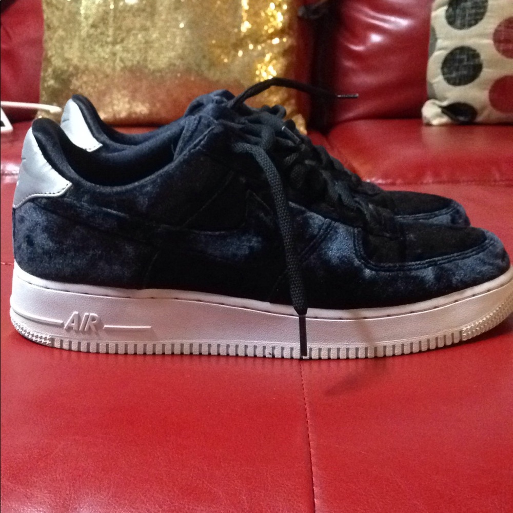 Black Suede AF1
